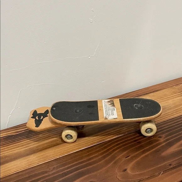 Rat Tailz Vintage Mini Rideable Skateboard Flip Out Tail Stale Fish - Picture 4 of 11